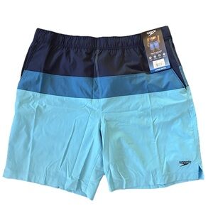 NWT Speedo Men's Tech Volley UPF50+
Swim Shorts trunks Size Large Blue Blocks